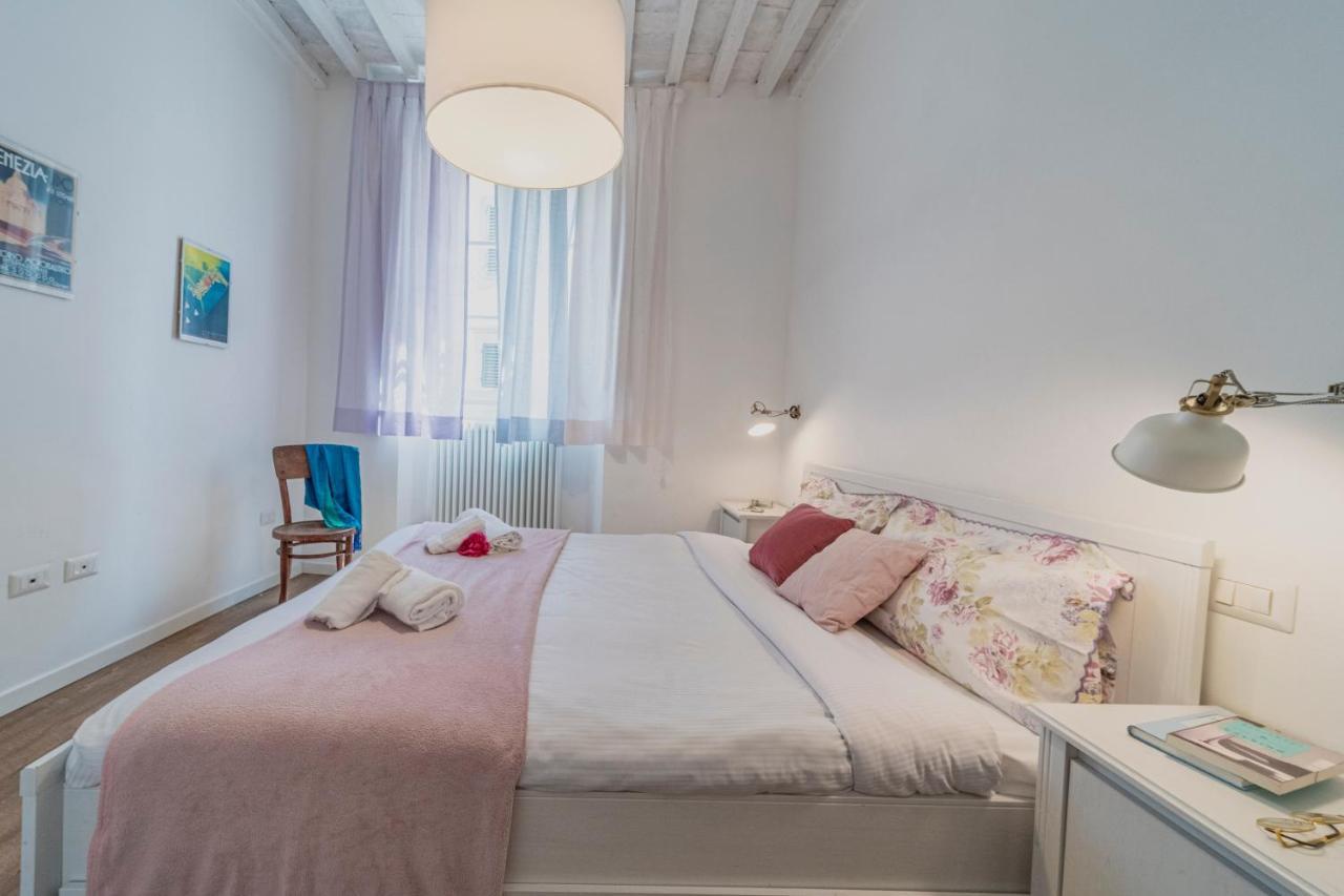32 Nero - Florence Apartment San Niccolo Dış mekan fotoğraf